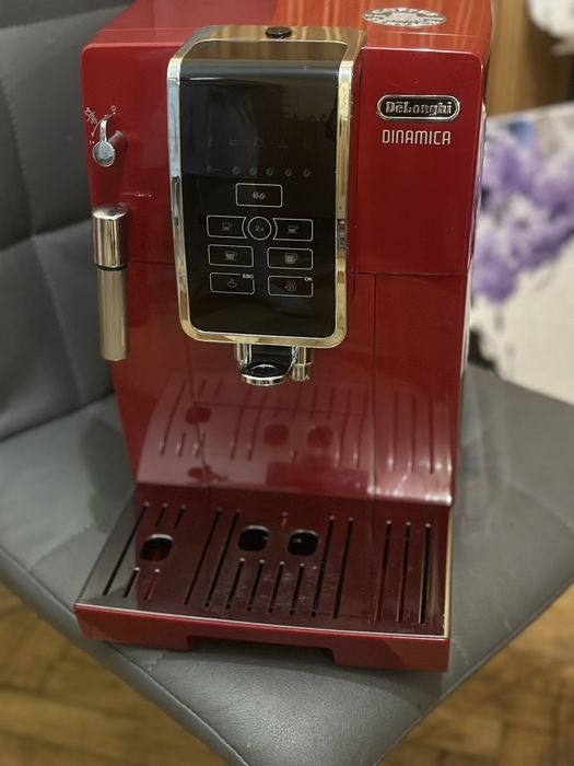 Кавомашина Delonghi