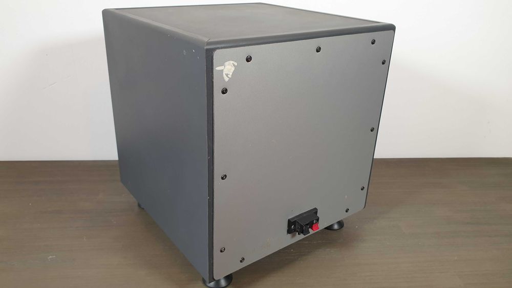 Caixa para subwoofer de 8 polegadas (Creative mf7010)