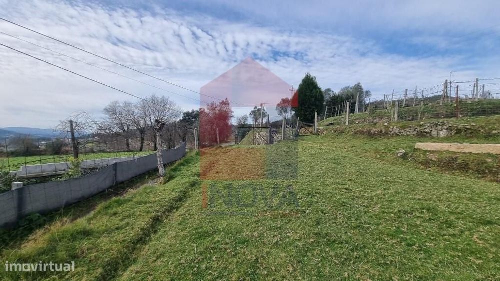 Terreno com projeto aprovado, Godinhaços — Ribeira Do Neiva, Braga