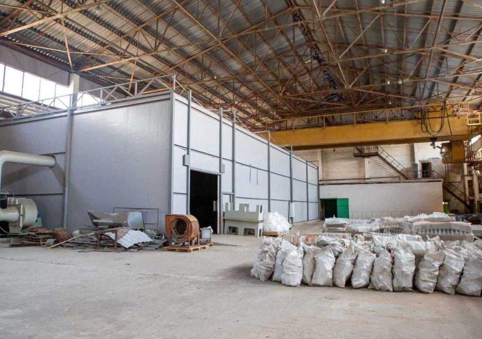 Продаж виробничо-складського комплексу 9 000 м²