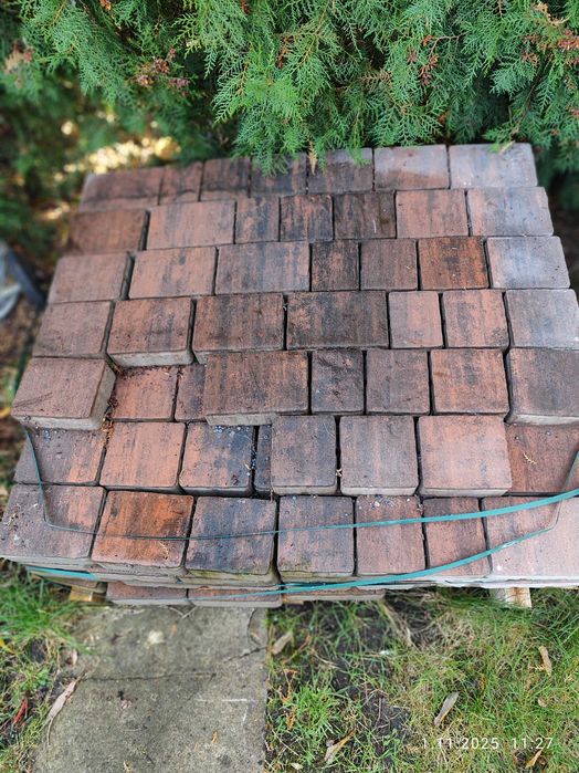 Sprzedam kostkę brukową oraz krawężniki