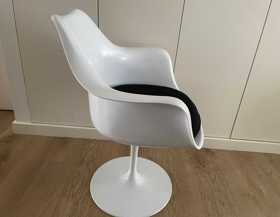Cadeira Tulipa Eero Saarinen (edição)