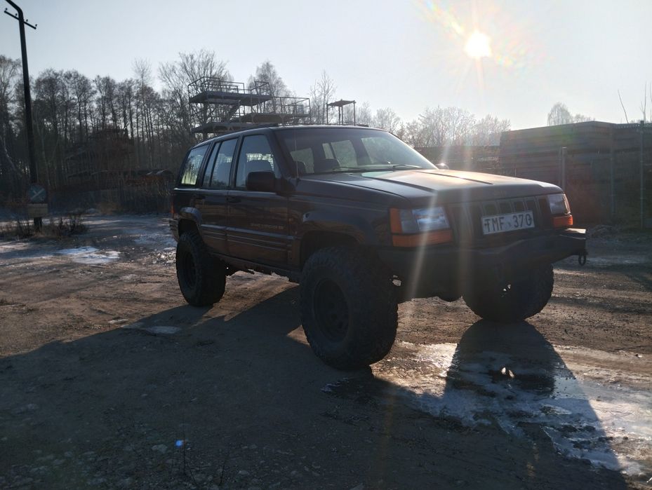 Jeep grand Cherokee 5.2 V8 Limited Lift,kola31 cali