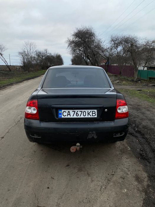 Продам машину Приору