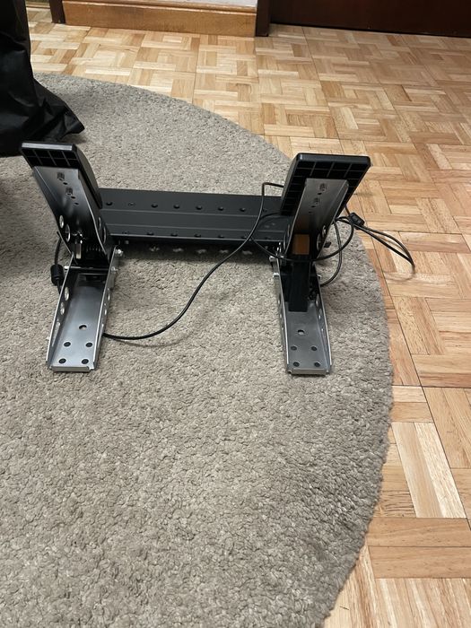 Pedais fanatec em otimo estado