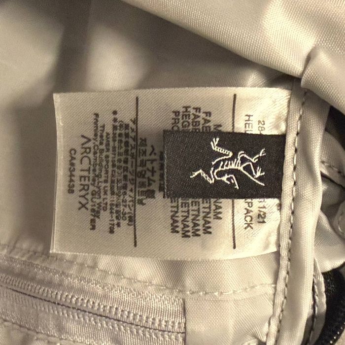 Сумка Arcteryx Heliad 6L crossbody bag — Нова (Black) Gore tex