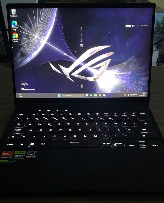 Portátil 2 em 1 - ASUS Rog Flow X13 - Uma máquina que não podes perder