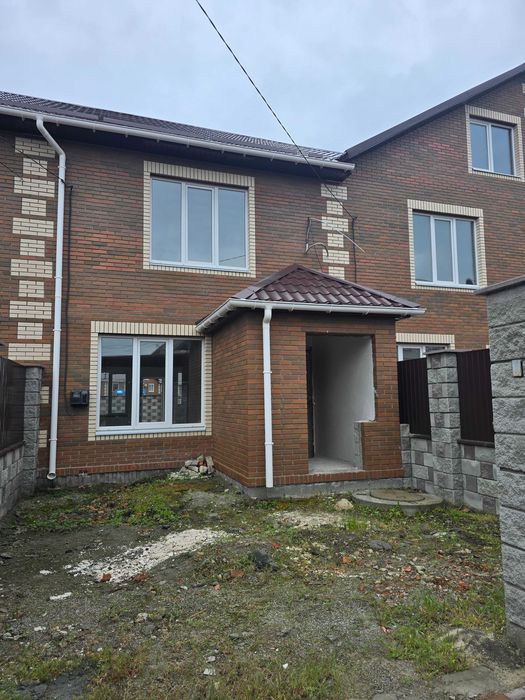 Продаж таунхауса по вул. Фастівська