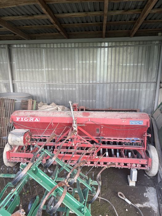 Siewnik zbożowy Fiona D784 3m