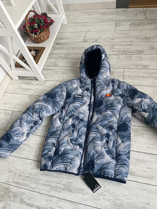 Куртка Ellesse нова М оригніал
