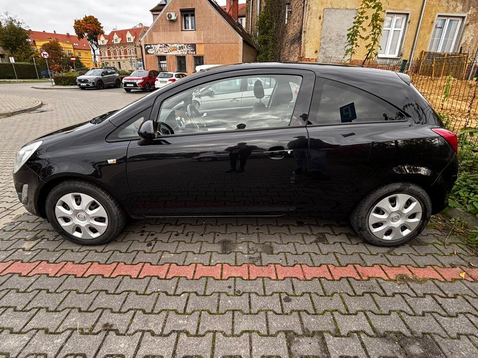 Opel Corsa  1.3cdti 2011r Bogata opcja serwisowana