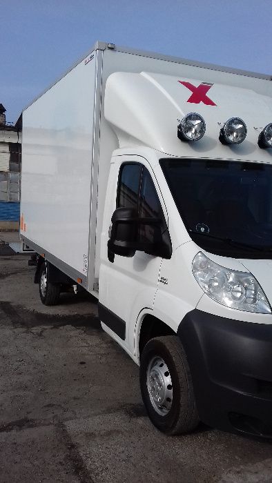 Tani transport auto z windą