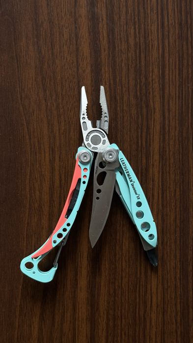 Leatherman skeletool CX paradise - multitool do codziennych zadań nowy