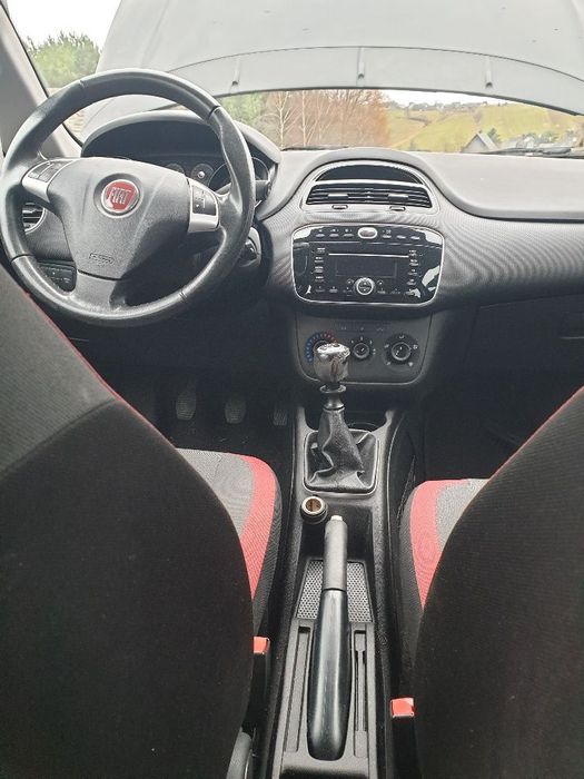 FIAT punto EVO - 1,4 -2012R - CAŁY NA CZĘŚCI