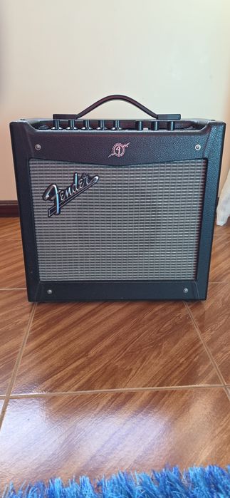 Fender Mustang I V2