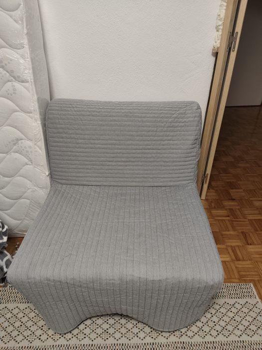 Sofá cama IKEA  para uma pessoa