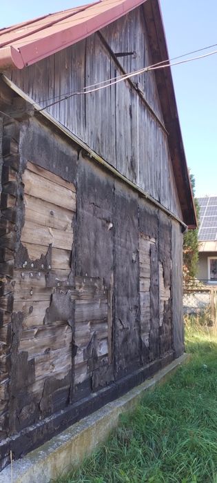 Stary dom drewniany 54 m² – sprzedam do rozbiórki / odzysk drewna