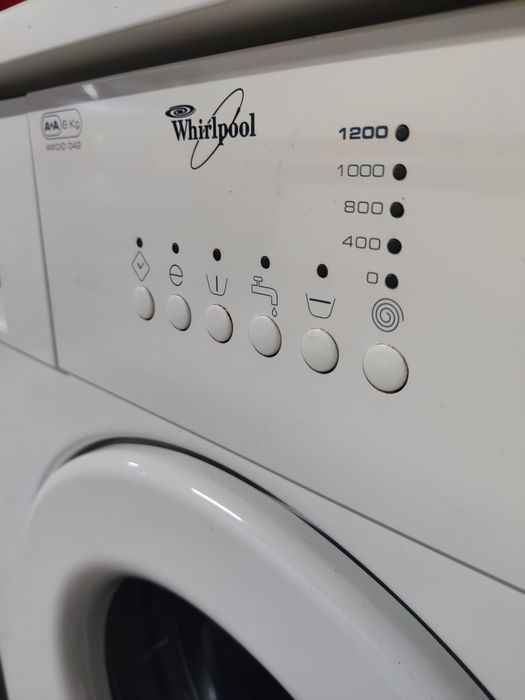 Máquina de lavar roupa Whirlpool
