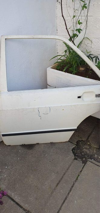 Porta Mercedes 190 - 1 unid