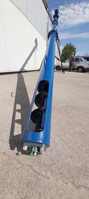 Шнековый погрузчик, подборщик, загрузчик зерна