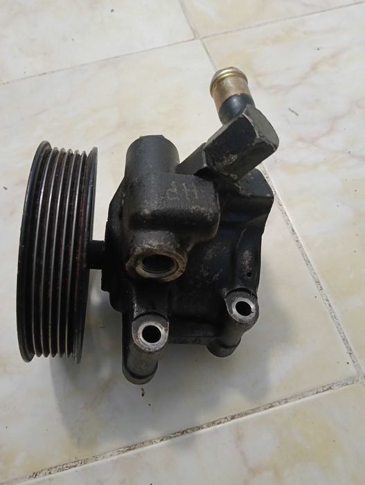 Bomba de direção assistida Ford fiesta/KA