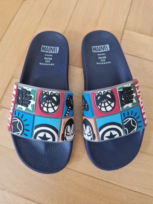 Klapki basenowe Reserved Marvel r. 34/35 jak nowe!