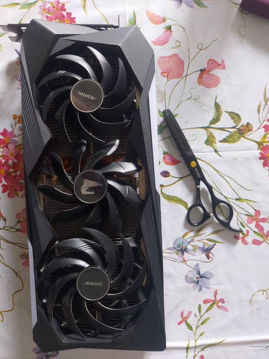 Rezerwacja Gigabyte RADEON RX 6800 XT AORUS