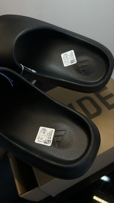Klapki yeezy adidas rozm 42
