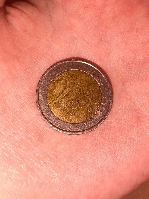 два євро 1999 викарбуваний у мадриді