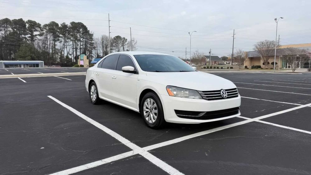 Volkswagen Passat      2014