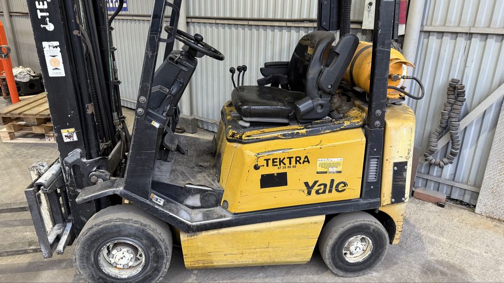 Вилковий навантажувач Yale GLP 16