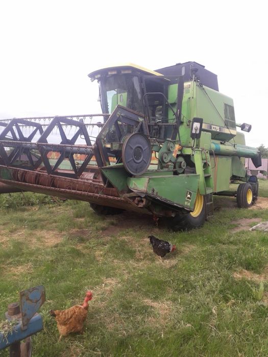 Продам john deere 1075