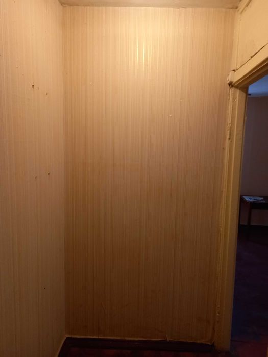 здам 1-ю в центре р-нВала без мебели 2єт5єт