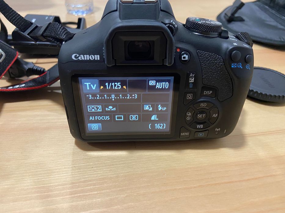 Canon 2000d Camera64739145730817122