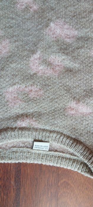 Продам светр ТМ Вайкікі на дівчинку 11-12 років