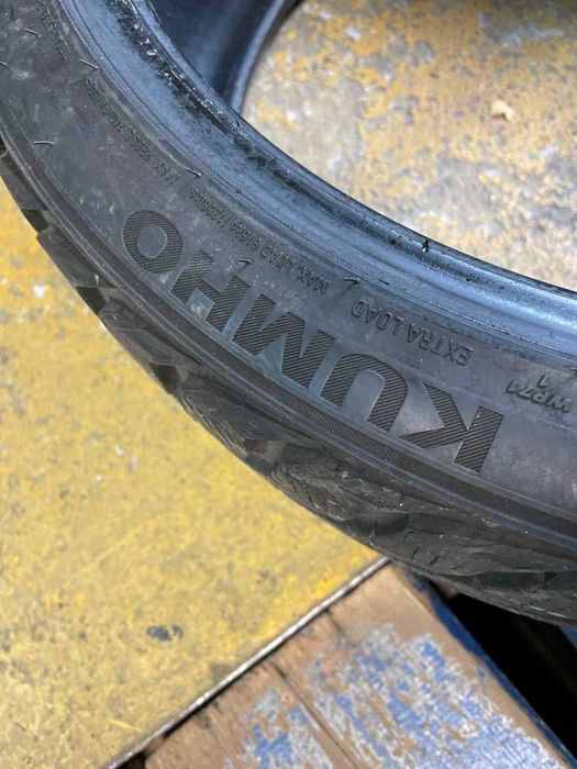 235/35 R19 Kumho Winter Craft WP71 2шт
