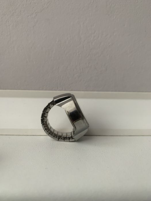 Кільце - годинник унісекс