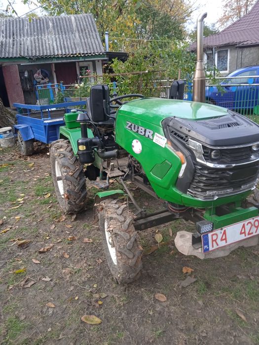 Продам трактор ном.тел