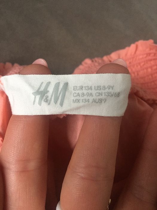 Jeansy białe z dziurami