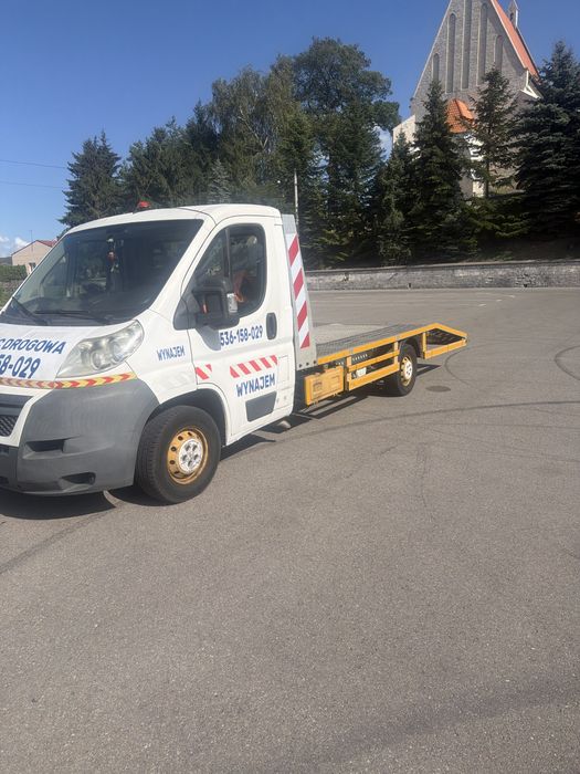 Wynajem lub usluga Auto laweta pomoc drogowa
