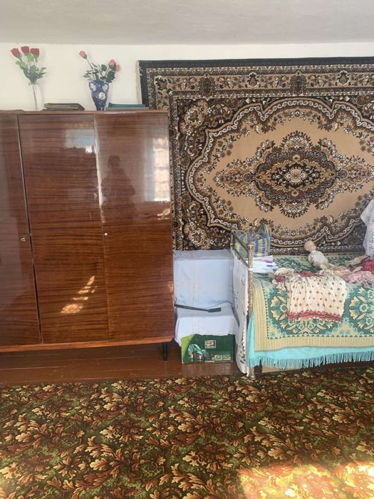 Будинок -заходь та живи,є відео-огляд