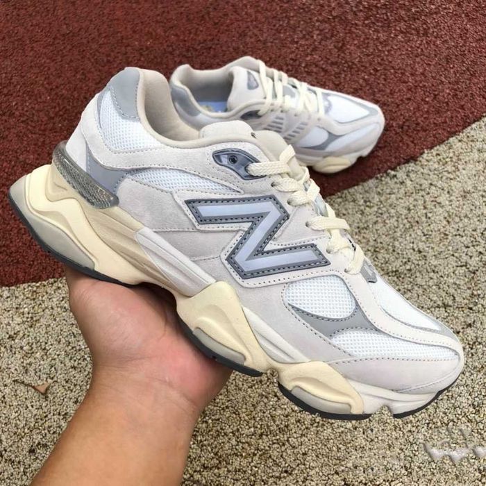 Oryginalne męskie buty New Balance 9060ECA R.42