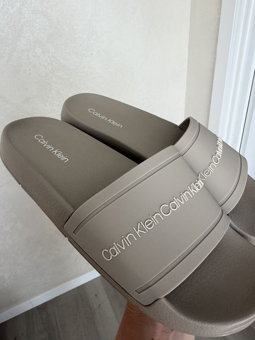 Тапки Calvin Klein us 9 на 26 см