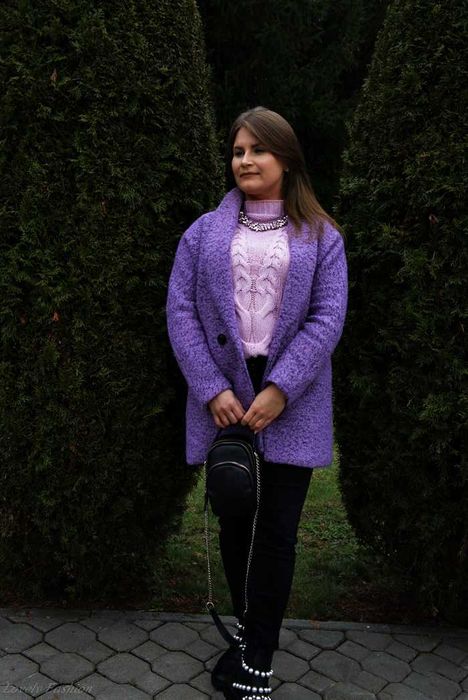 Fioletowy, flauszowy, krótki płaszcz jesienno-zimowy, S (36)