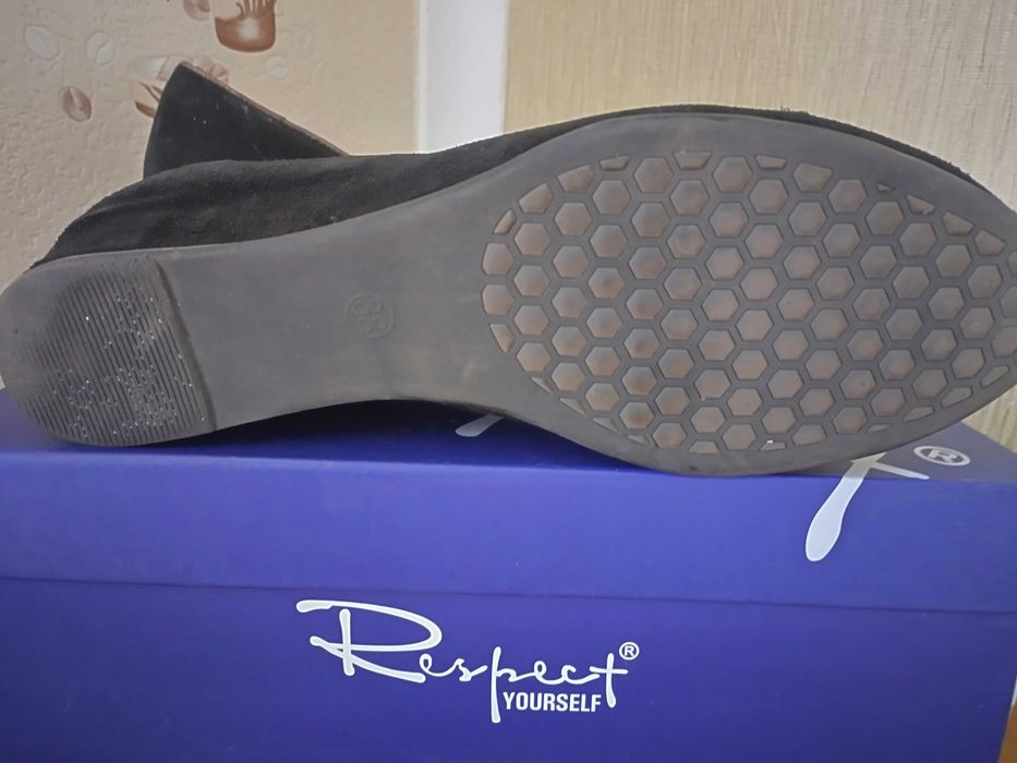 Туфлі жіночі б/у 38 розмір