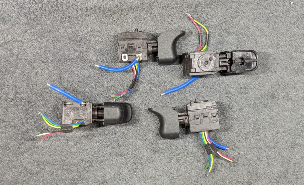 Кнопка вимикач FA031-15 24Vdc. 15RA