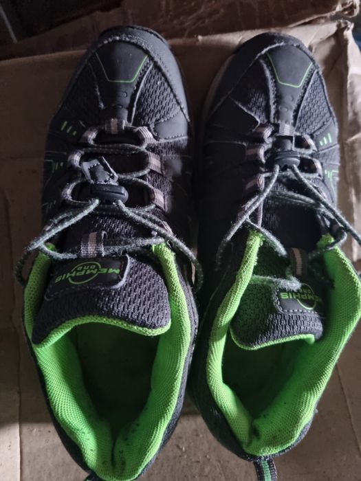 Buty chłopięce r.37