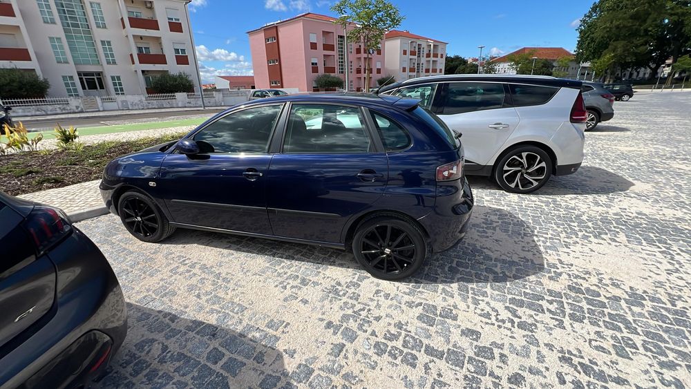 Seat Ibiza 1.4 Gasolina – Económico