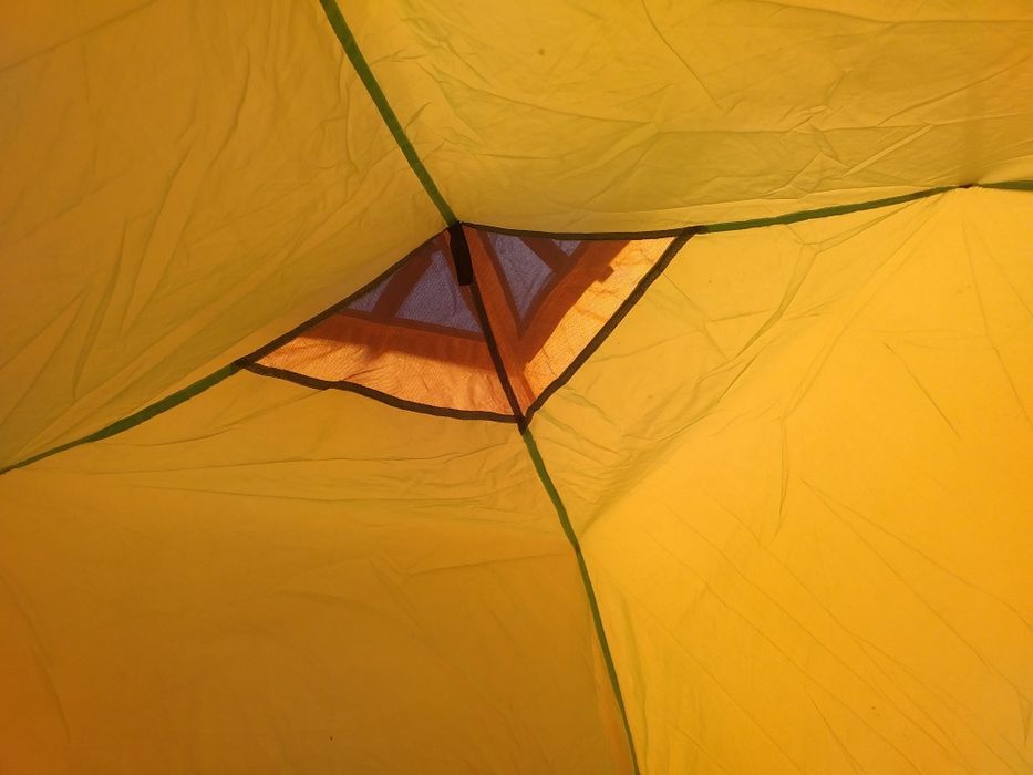 Vendo barraca / tenda campismo  
.....

.....