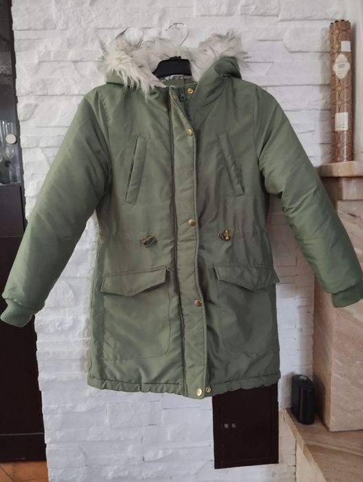 Kurtka zimowa r.140 cm